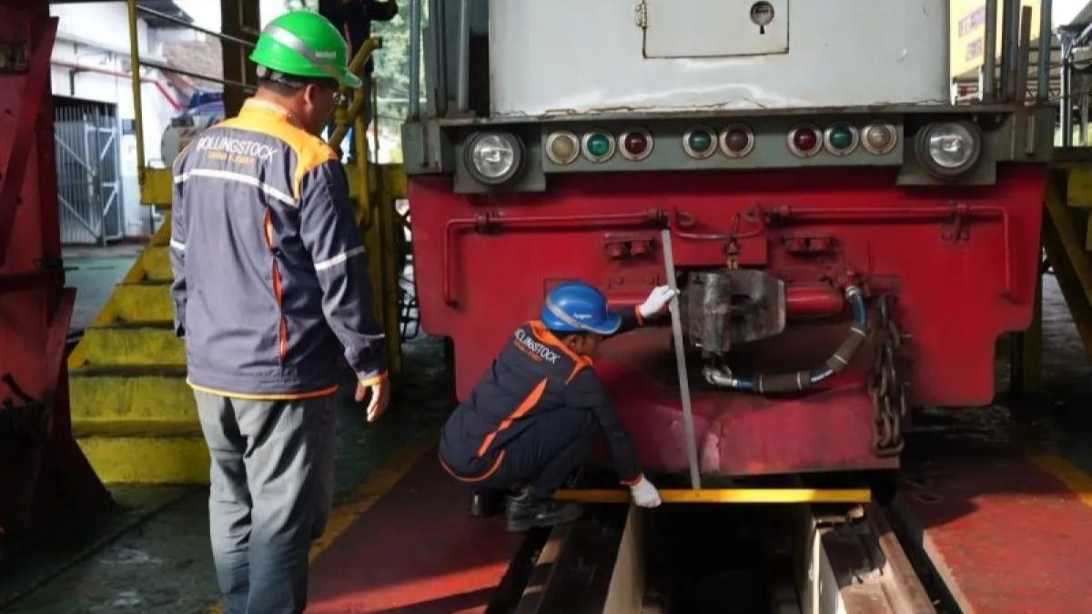 Daop 9 Jember siagakan 11 lokomotif dan 109 kereta untuk Lebaran 2026.
