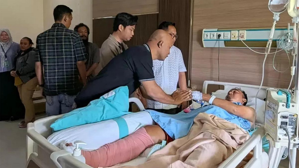 Kondisi kesehatan Haji Muhammad Suryo, founder Surya Group sekaligus pengusaha rokok HS, terus membaik pasca mengalami insiden kecelakaan sepeda motor.