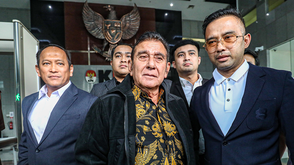 Ketum Pemuda Pancasila Japto Soerjosoemarno diperiksa KPK sebagai saksi kasus gratifikasi perusahaan batu bara di Kutai Kartanegara.