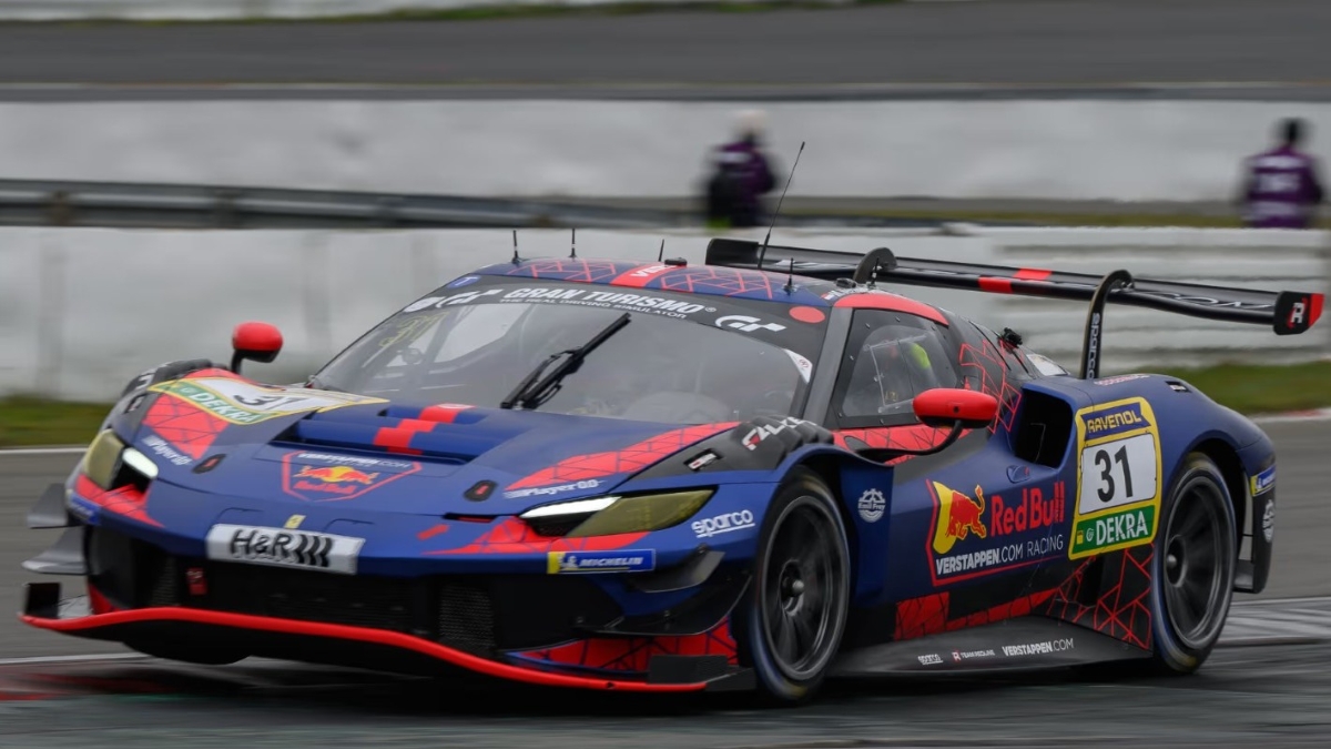 Max Verstappen akan debut di N&uuml;rburgring 24 Hours 2026.