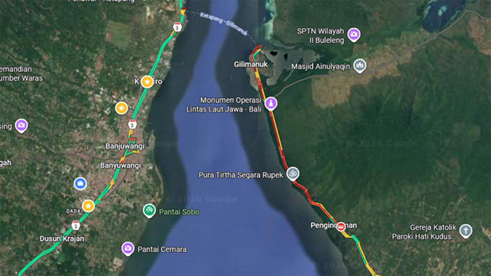 FULL WARNA MERAH: Arus mudik Bali&ndash;Jawa melonjak jelang Nyepi. Antrean kendaraan di Pelabuhan Gilimanuk tembus 25 km menuju Tuwed Melaya Jembrana.