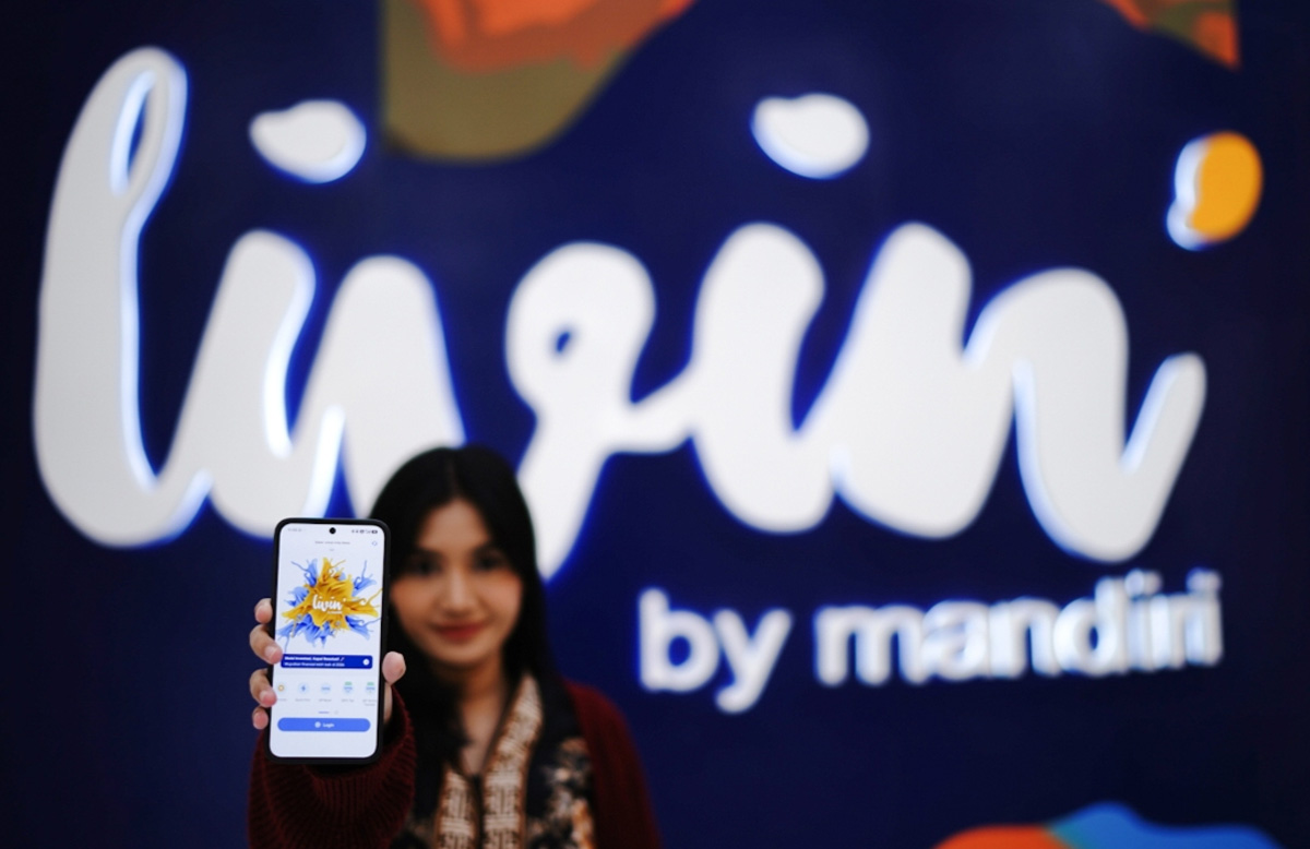Panduan lengkap cara install dan aktivasi ulang Livin' by Mandiri yang terhapus, mudah tanpa ke bank, cukup verifikasi SMS dan kartu debit.