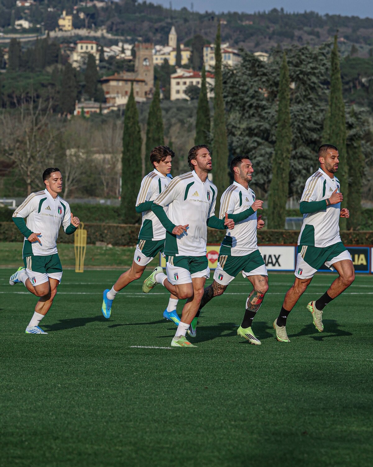 LAWAN KUTUKAN: Italia akan hadapi Irlandia Utara di playoff kualifikasi Piala Dunia 2026