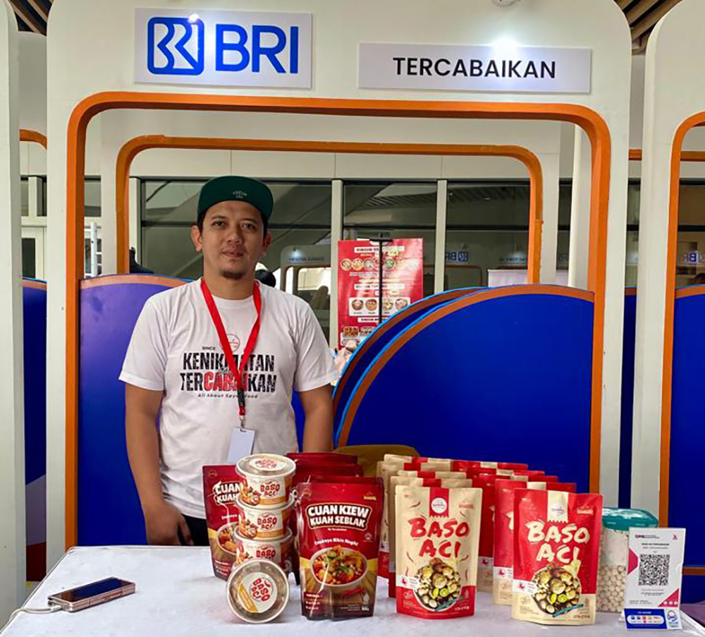 Tercabaikan Bandung berkembang dari baso aci rumahan jadi UMKM inovatif. Sukses lewat digitalisasi dan dukungan LinkUMKM BRI.