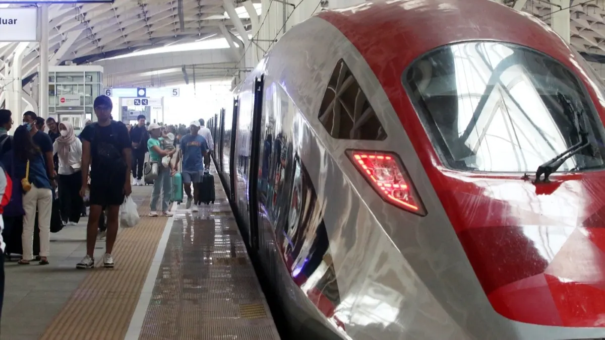 Kereta Cepat Whoosh diminati saat Lebaran 2026. (JawaPos.com)