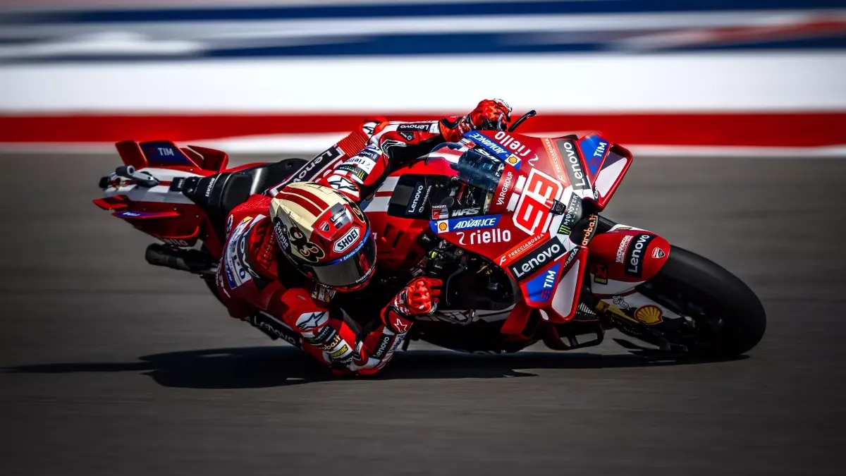 Marc Marquez tampil impresif dengan menjadi tercepat di practice MotoGP Amerika 2026. (Ducati)