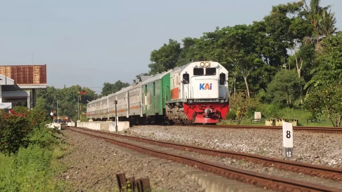 PT KAI Daop 9 Jember mencatat 56.978 penumpang Kereta Api Pandanwangi selama Lebaran 2026. (Lugas Rumpakaadi/Radar Banyuwangi)