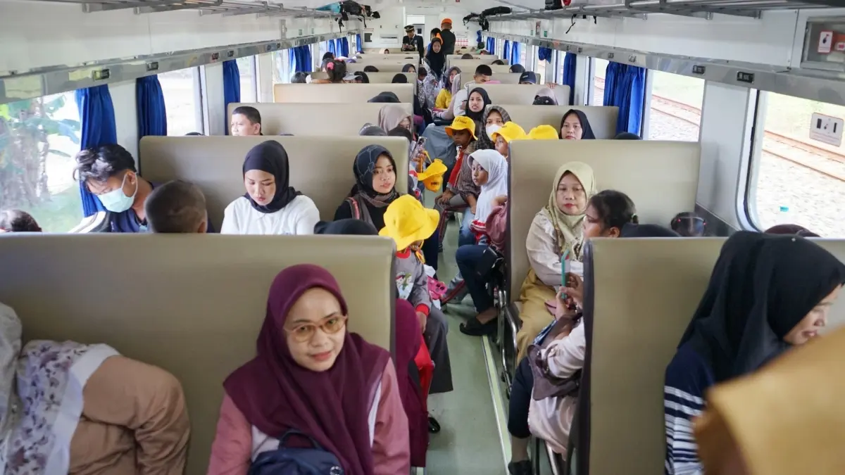 Arus balik penumpang kereta api Lebaran 2026 di Daop 4 Semarang masih tinggi. (KAI)
