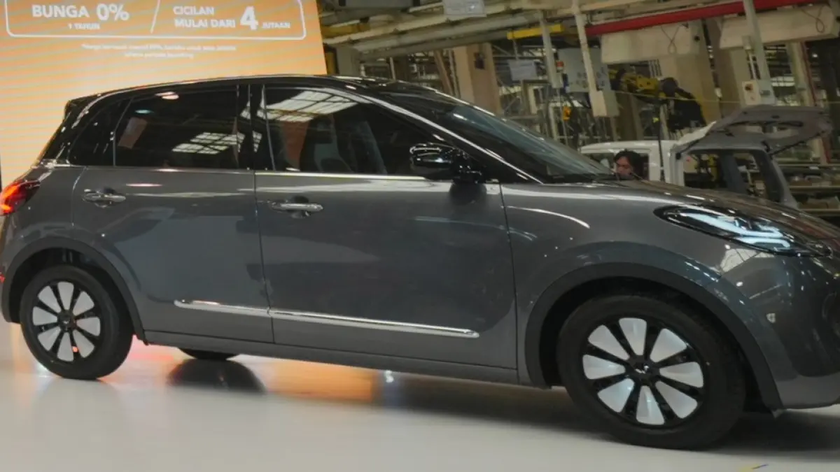 MAKIN DIMINATI: Mobil listrik mulai merajai jalanan di Indonesia (Wulingmotor Indonesia)