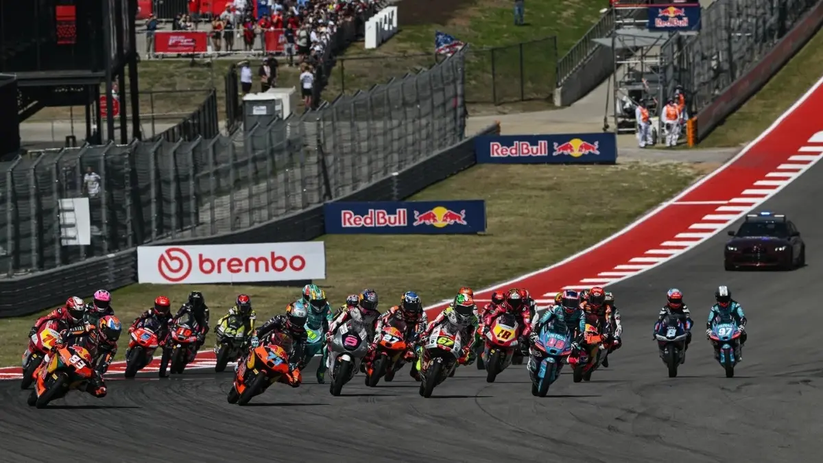 Veda Ega Pratama gagal finis di Moto3 Amerika Serikat 2026 akibat kecelakaan di COTA. (MotoGP)