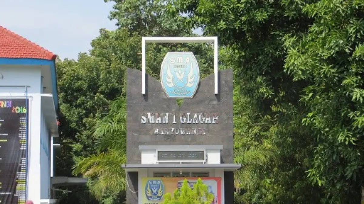 GERBANG UTAMA : SMAN 1 Glagah Banyuwangi sebagai sekolah SMA tertua di Banyuwangi yang terus berinovasi dan mencetak siswa berprestasi