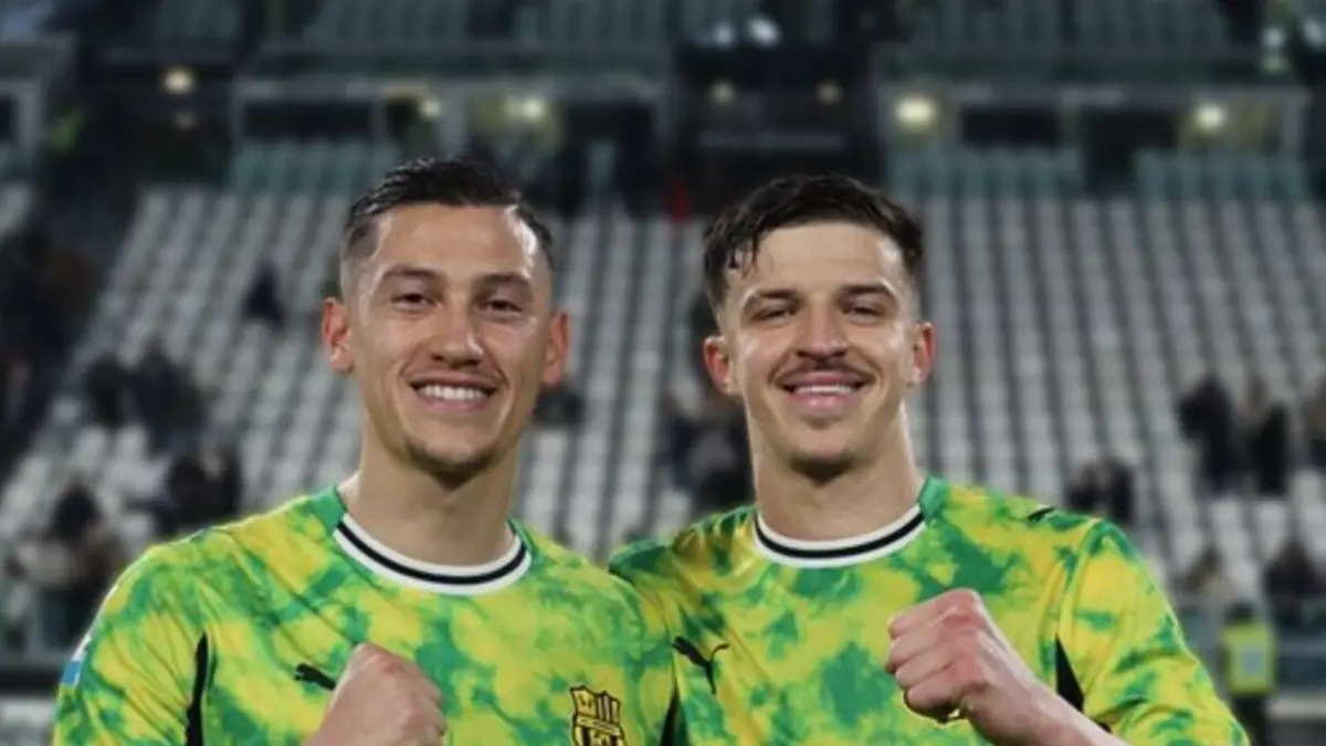 ANDALAN: Duo benteng Sassuolo siap curi poin dari Cagliari (Sassouolo)