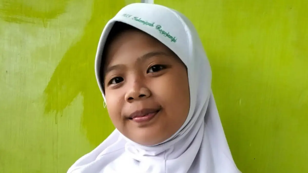 Oleh: Dhafitha Nizza, Siswa MI Islamiyah Rogojampi/Juara 1 Kompetisi Menulis Sekardadu 2026 Kategori SD