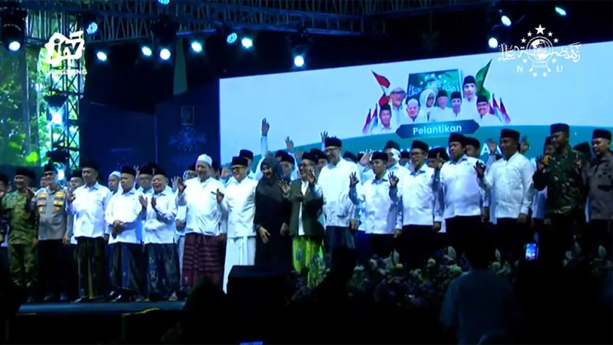 PCNU Banyuwangi Resmi Dilantik di Ponpes Minhajut Thullab, Dihadiri Azwar Anas, Bupati Ipuk, dan Forkopimda. (Tangkapan Layar JTV Banyuwangi)