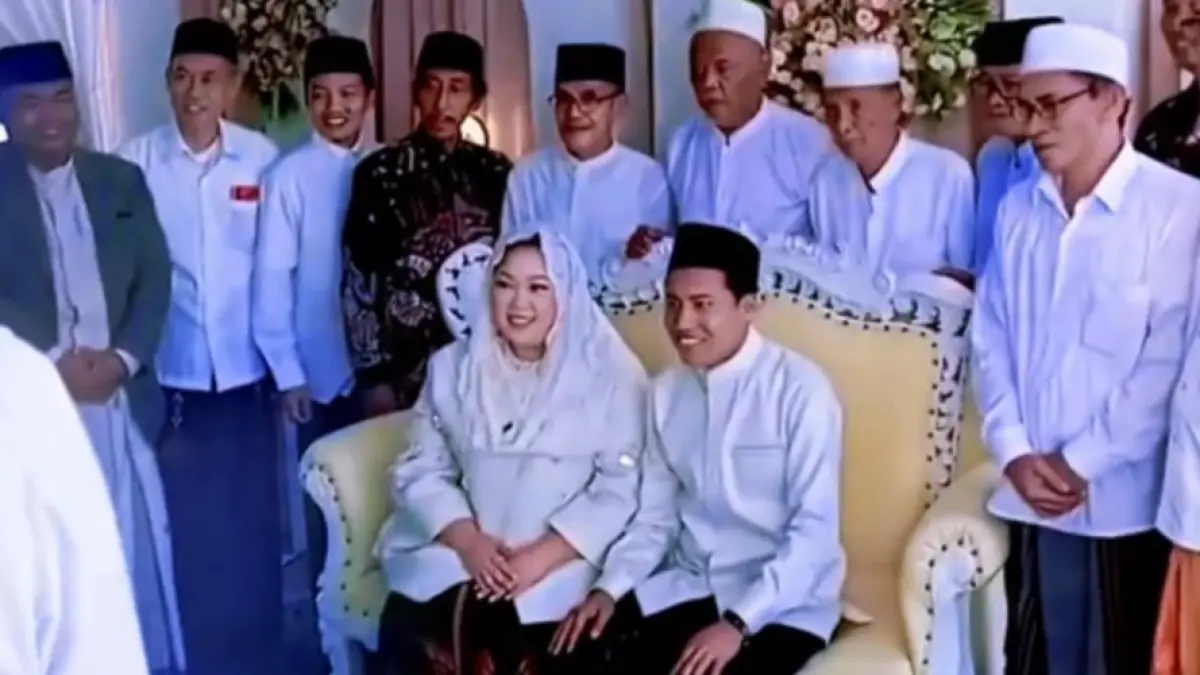 Putri Gus Dur, Inayah Wahid, resmi menikah dengan Lora (Gus) Mamak, pengasuh Pesantren Annuqayah Sumenep, Madura. [TikTok)
