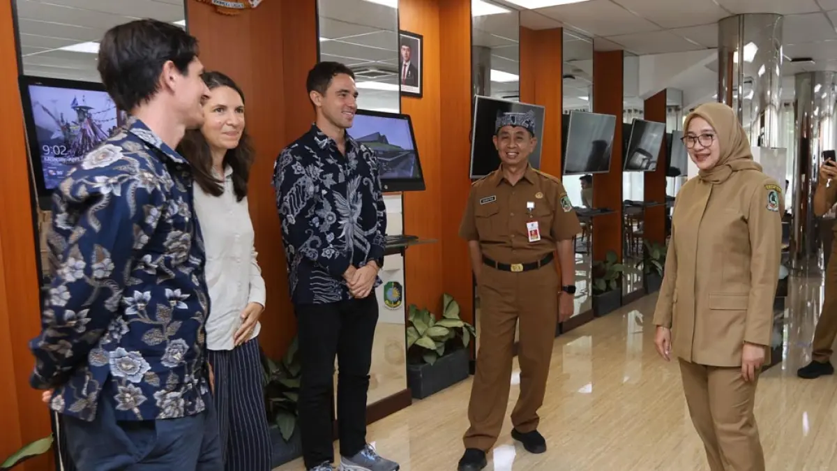Bupati Ipuk dukung aksi Run For Rivers Sungai Watch di Banyuwangi, bersihkan sungai dan petakan pencemaran sampah plastik secara berkelanjutan. (banyuwangikab.go.id)