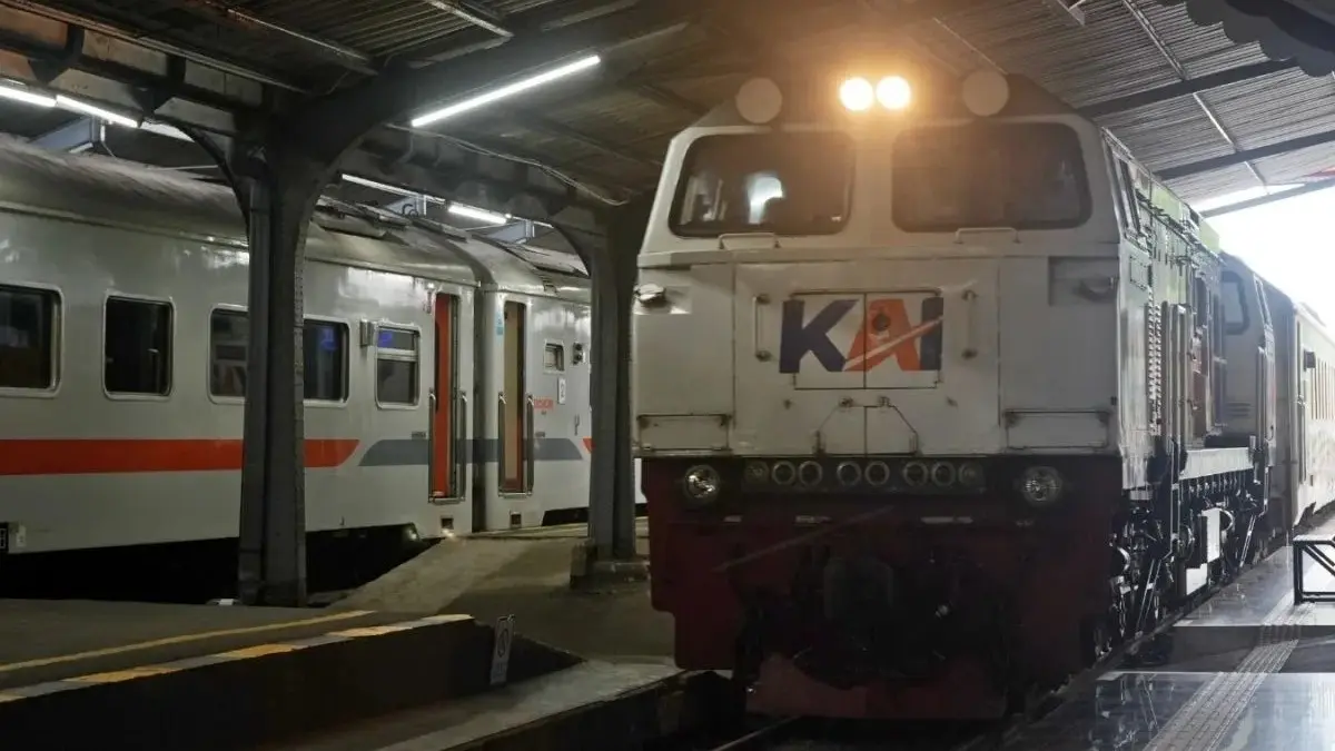 Perjalanan kereta api di Daop 9 Jember kembali normal dan tepat waktu usai insiden anjloknya KA Bangunkarta di Bumiayu. (Antara)