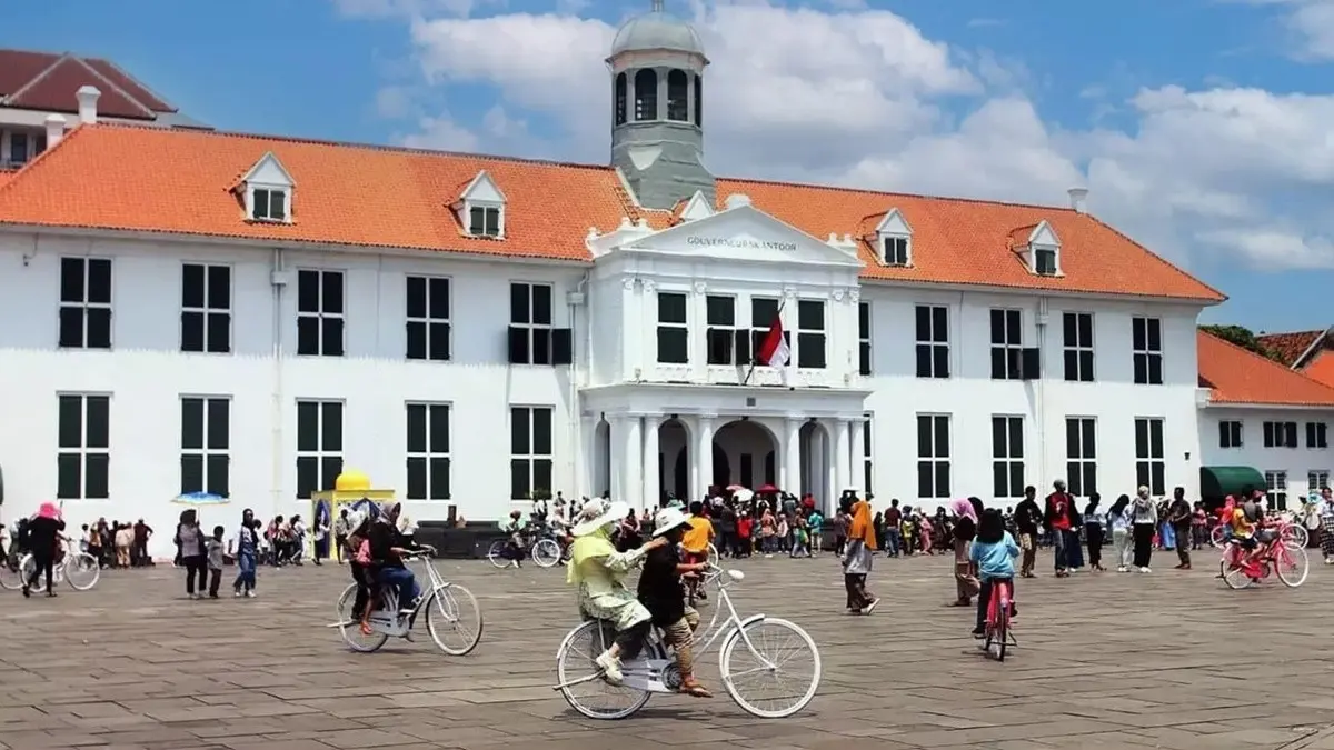 Pemprov DKI Jakarta mengintegrasikan MRT dan KRL di Kota Tua sepanjang hingga 28 km. (JawaPos.com)