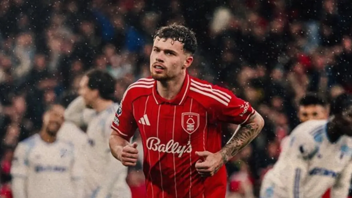 JUAHI DEGRADASI: Nottingham Forest sukses paksa Aston Villa bermain imbang (Nottingham Forest)