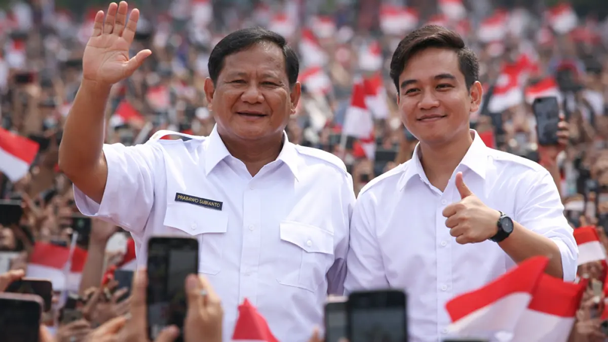 Survei Poltracking: Kepuasan ke Prabowo-Gibran 74,1 persen, program MBG jadi penopang utama dukungan publik. (Ilustrasi ChatGPT Image)