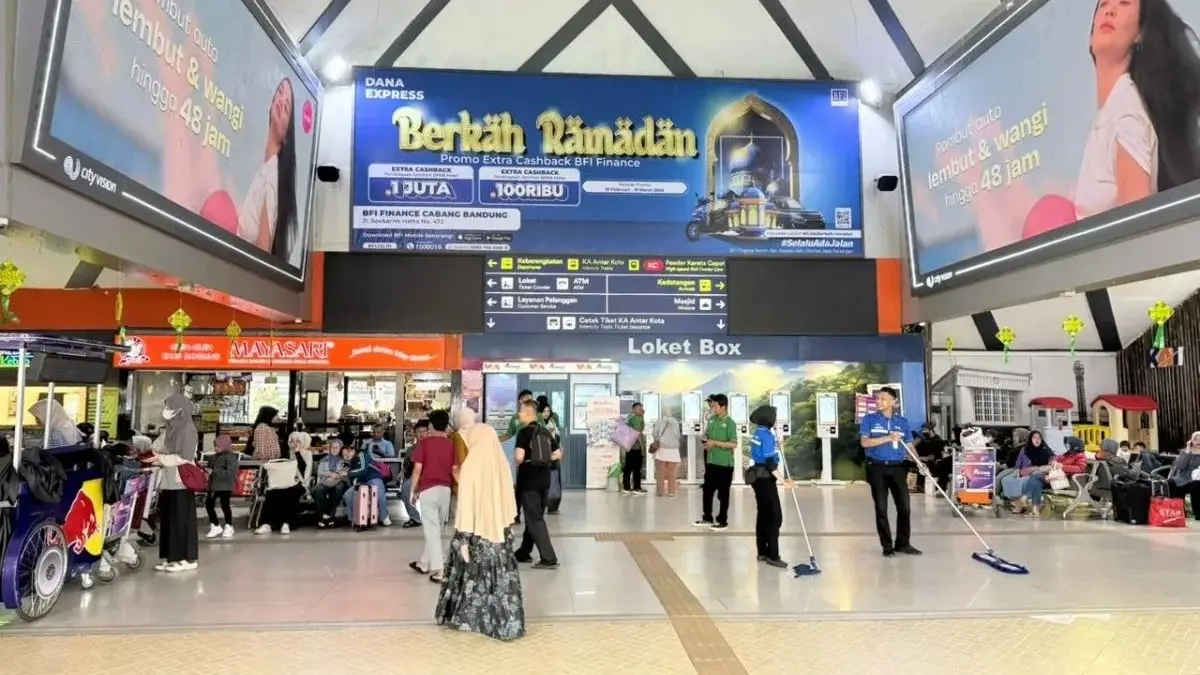 Kereta Api Malabar mencatat kenaikan penumpang 39,9 persen pada Triwulan I 2026. (Antara)