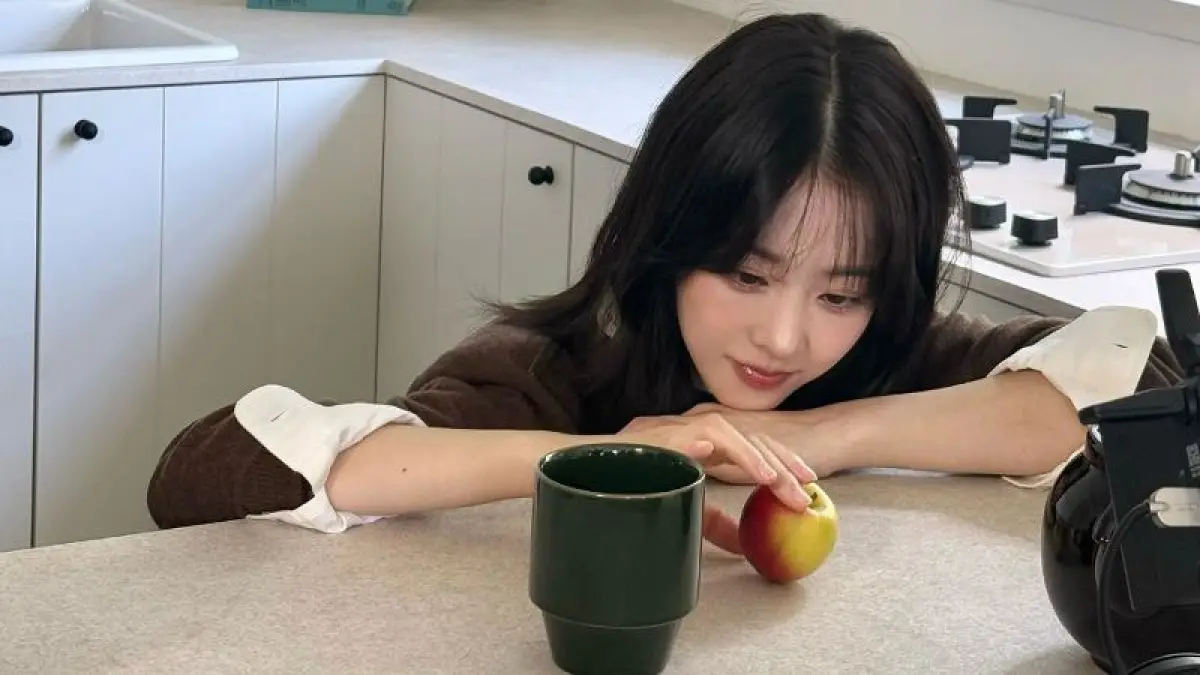 FILM : Disney+ menghadirkan kisah menegangkan Park Bo-young sebagai petugas bandara yang terjerat emas ilegal.(Instagram: @boyoung0212_official)