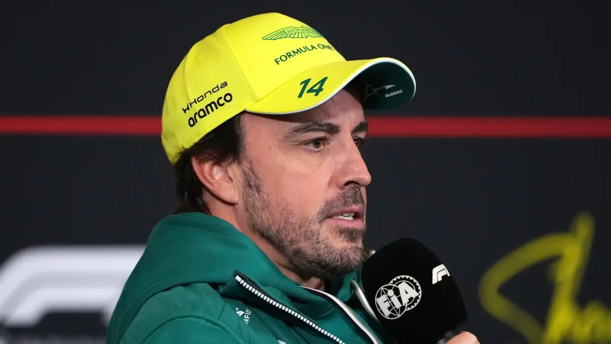 Fernando Alonso menegaskan belum akan pensiun di usianya yang sudah menginjak 44 tahun. (F1)