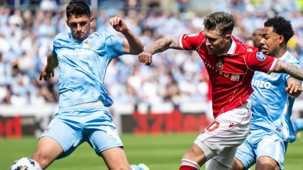 TERANCAM: Ambisi Wrexham ke Premier League terancam (Wrexham)