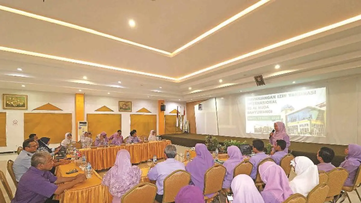 PERPANJANGAN IZIN: RS Al Huda bekerja sama dengan BKK I Probolinggo dalam penertiban sertifikat faksin internasional.(RSAH untuk Raba)