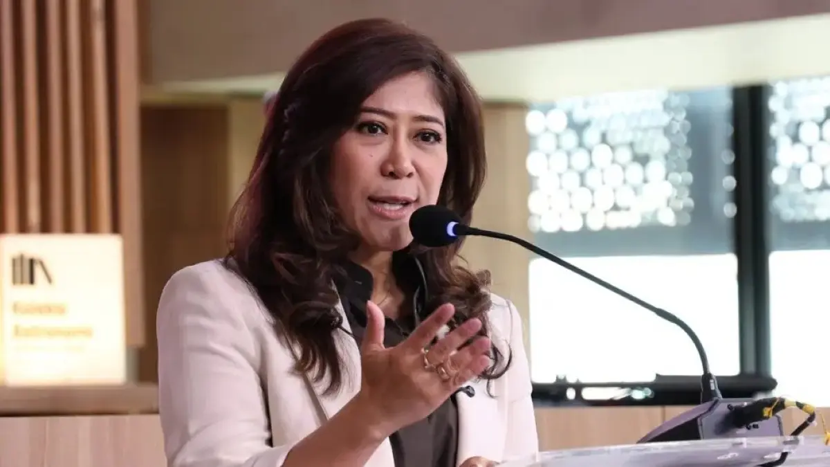 Menkomdigi Meutya Hafid mengimbau masyarakat bijak menyebarkan informasi kecelakaan kereta di Bekasi Timur. (JawaPos.com)