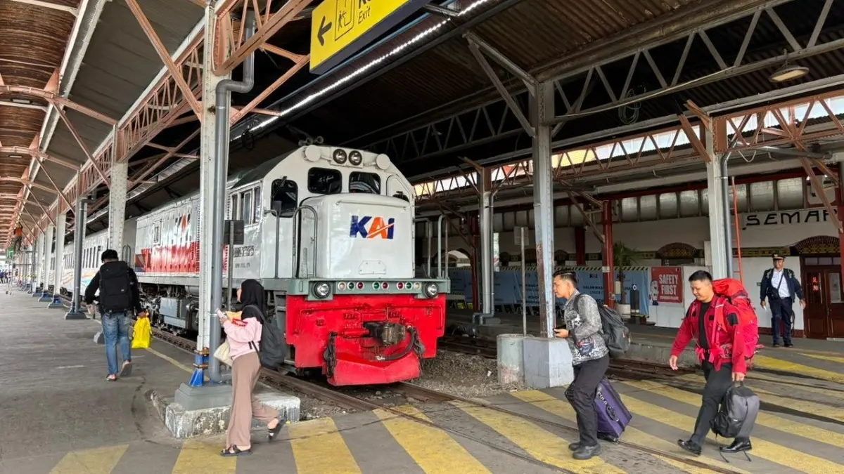 Operasional kereta api Daop 4 Semarang tujuan Jakarta kembali normal tanpa pembatalan. (KAI)