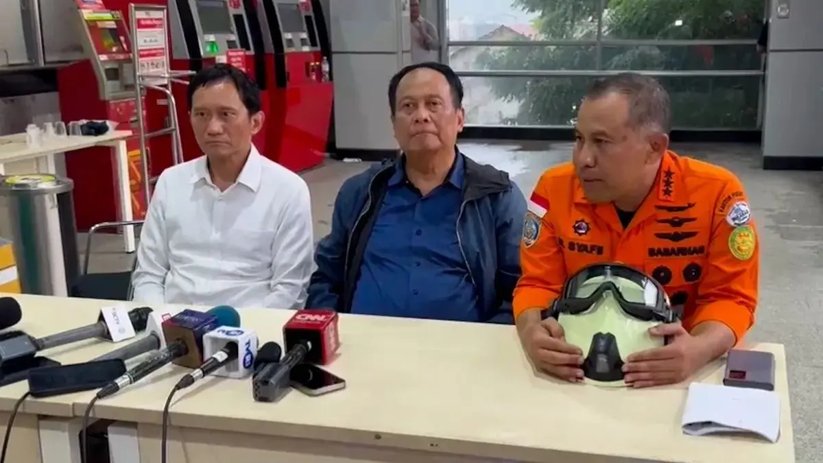 Pemerintah minta maaf atas gangguan perjalanan kereta akibat tabrakan di Bekasi Timur. (Antara)