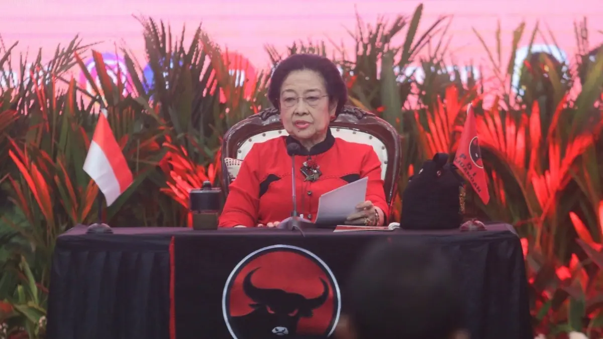 Megawati Soekarnoputri berduka atas kecelakaan kereta di Bekasi Timur yang menewaskan 15 orang. (JawaPos.com)