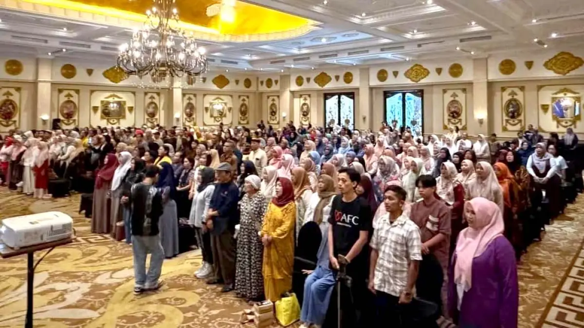 PRODUK JAPAN: Ratusan peserta saat mengikuti road show LOP AFC Banyuwangi yang digelar di Hotel Aston Banyuwangi, Sabtu (2/5). (AFC for Radar Banyuwangi)