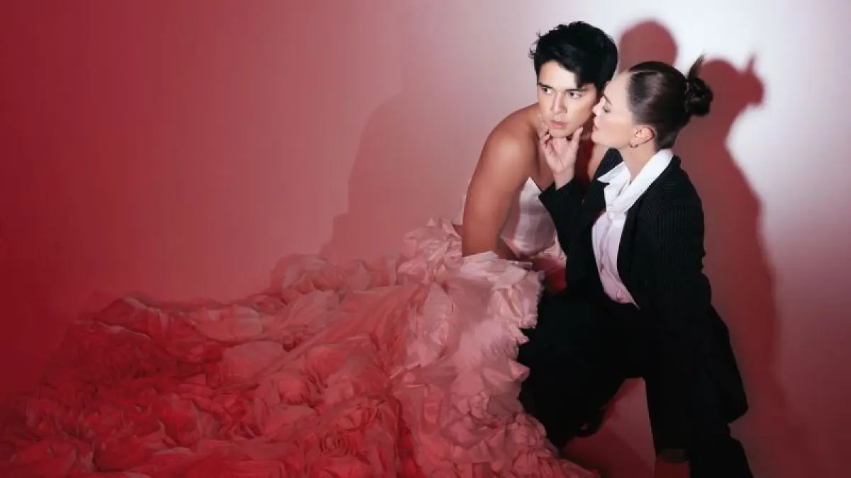 KONTROVERSI : Luna maya dan Maxime bouttier jadi sorotan usai pemotretan anniversary bertema tukar peran.(Instagram: @bouttier_maxime)