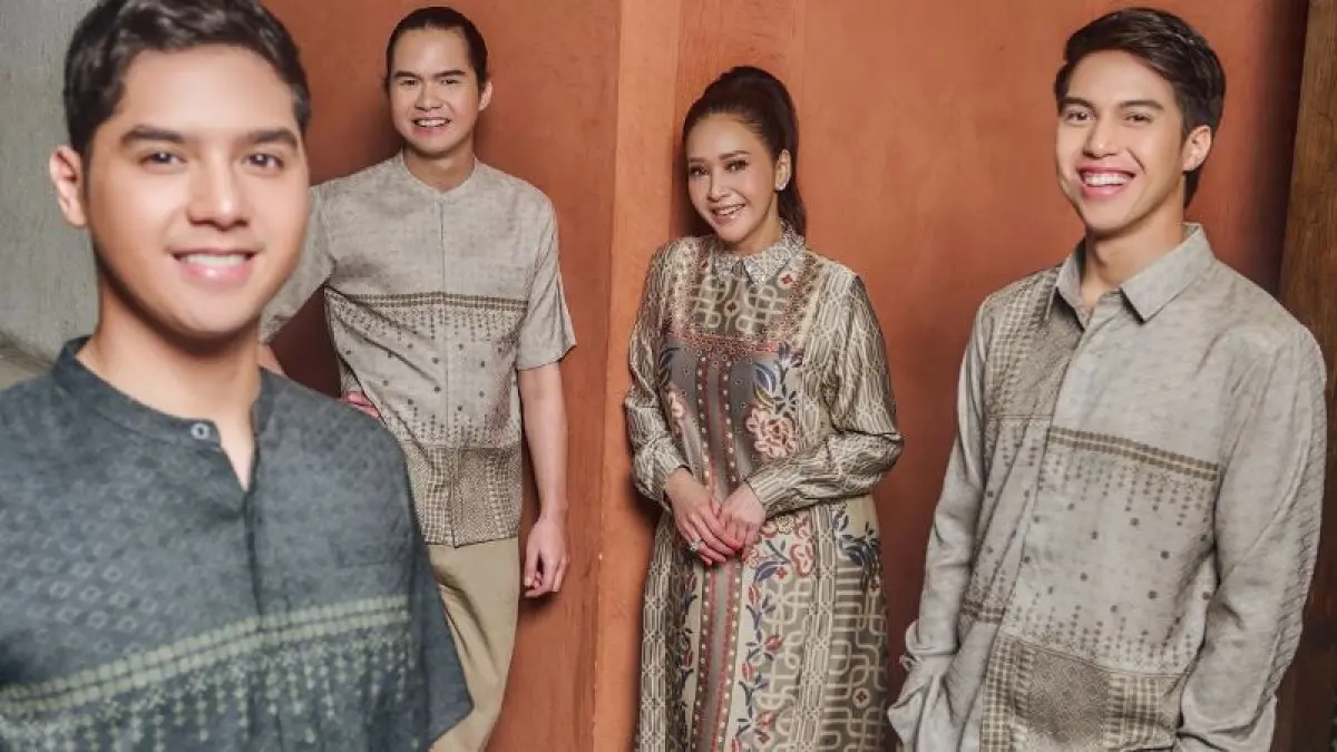 FOTO KELUARGA : Pengakuan sosok yang mengaku mantan guru SD Al Ghazali dan El Rumi viral di media sosial.(Instagram: @maiaestiantyreal)
