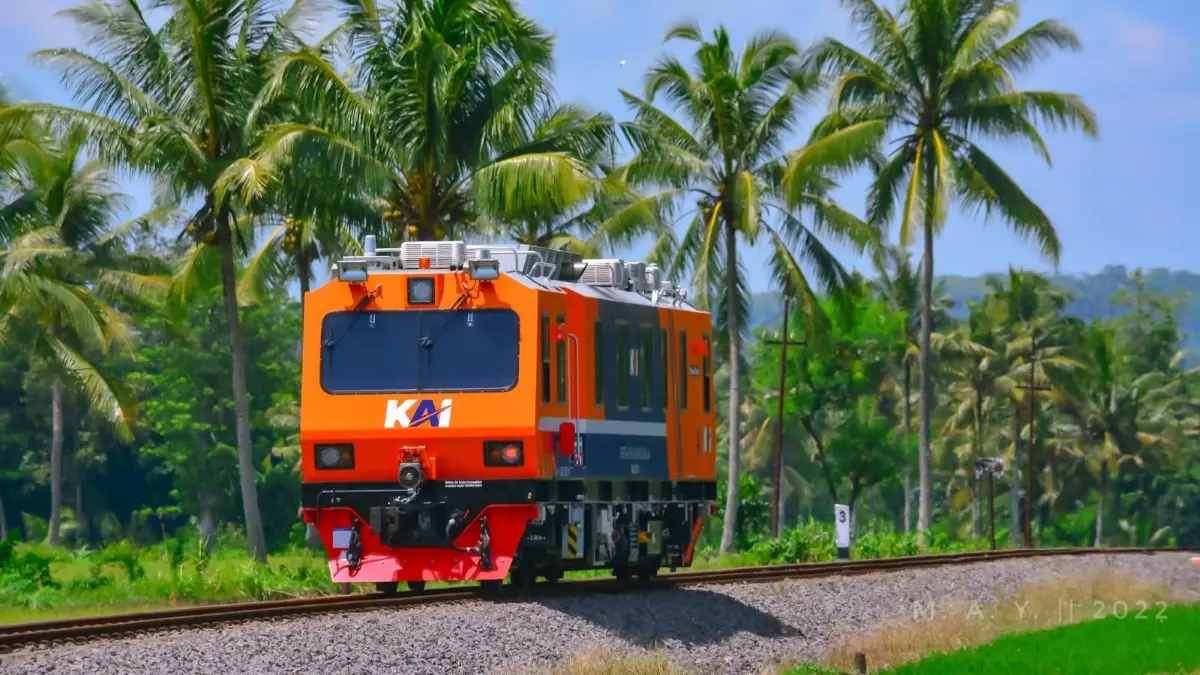 KAI Daop 9 Jember rutin memeriksa geometri jalan rel menggunakan Kereta Ukur berteknologi tinggi. (Aditya/KRD9/KAI)