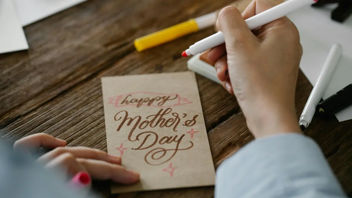 Mother’s Day 2026 diperingati pada 10 Mei. (Pexels/Katya Wolf)
