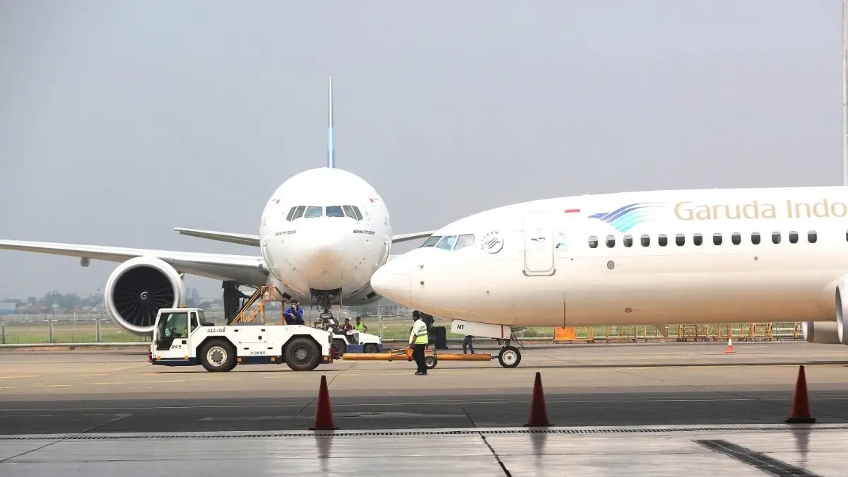 Pesawat Garuda Indonesia GA4208 rute Jeddah–Medan tertahan di udara India selama 4,5 jam. (JawaPos.com)