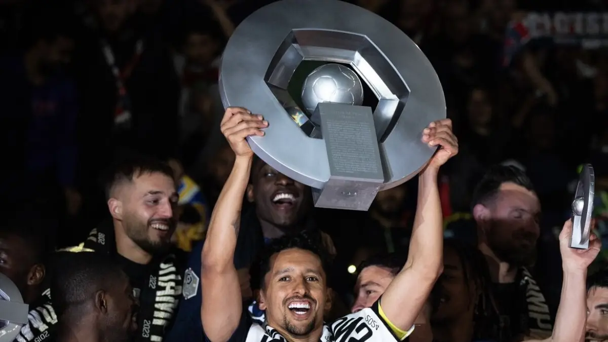 GELAR: Paris Saint Germain memastikan gelar Ligue 1 sebagai modal tampil di Liga Champions kontra Arsenal (PSG)