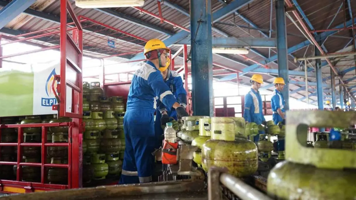 TAMBAH STOK: Pertamina memberikan tambahan 41 ribu tabung elpiji subsidi selama long weekend kenaikan Isa Almasih. (PERTAMINA)