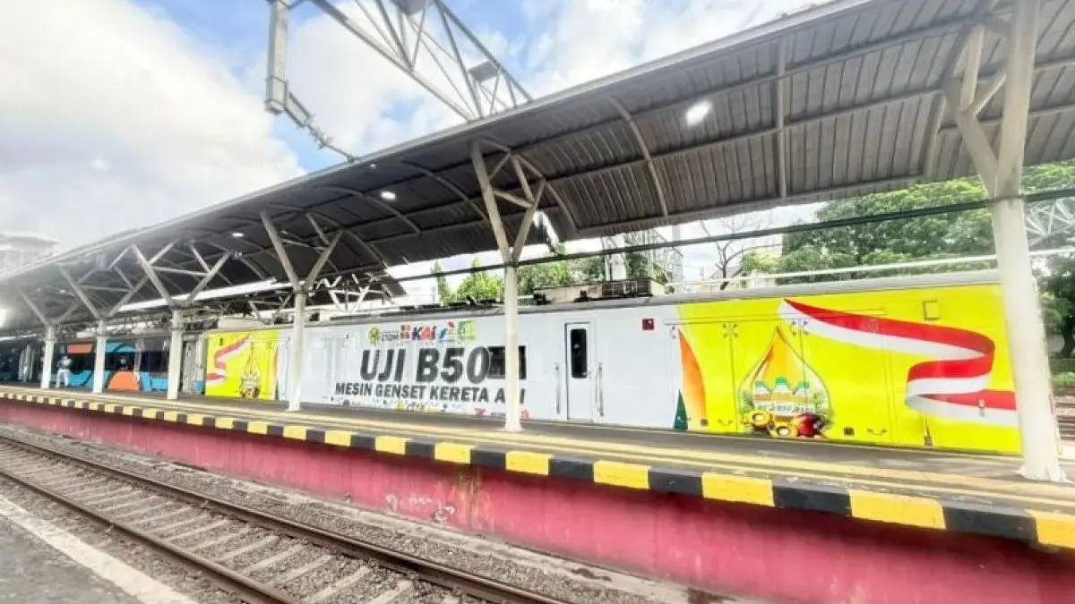 KAI memperkuat pengujian lokomotif dan kereta diesel menjelang penerapan mandatori biodiesel B50 mulai 1 Juli 2026. (Antara)