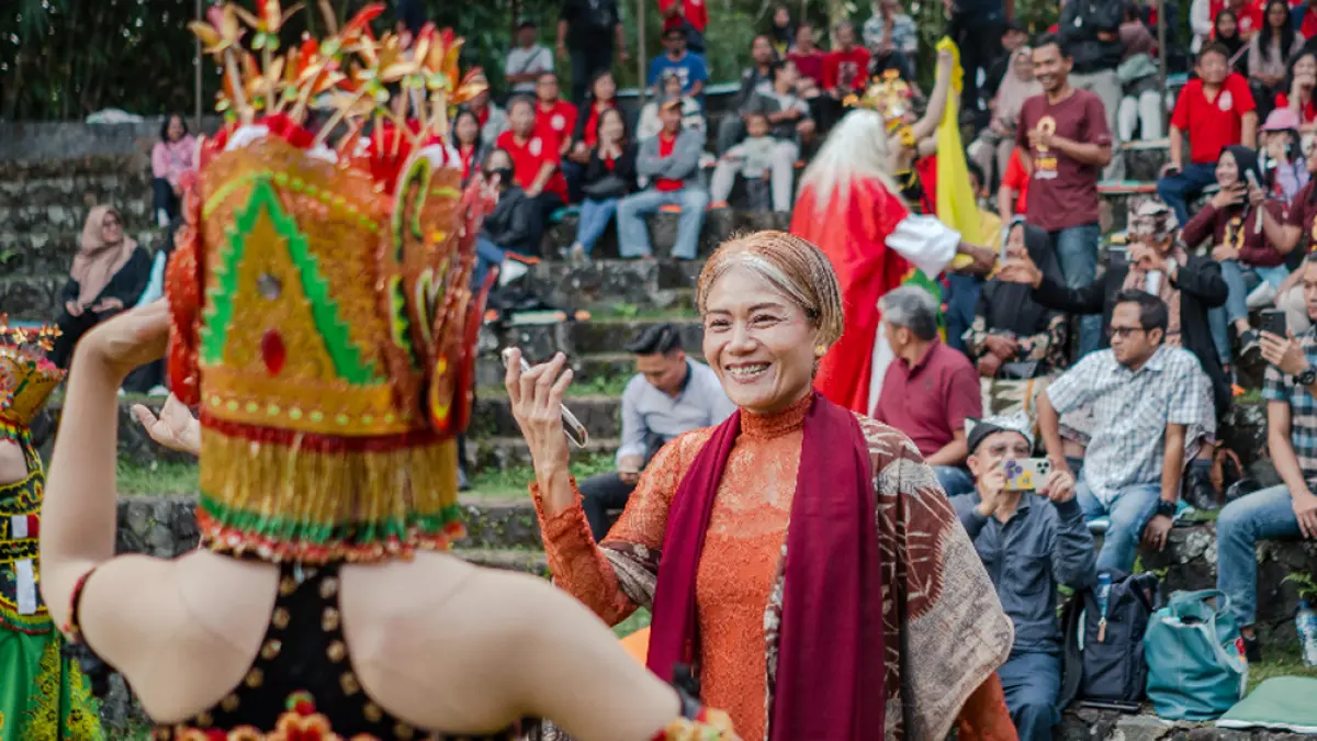 Sendratari Meras Gandrung kembali digelar di Taman Gandrung Terakota Banyuwangi pada 24 Mei 2026 dengan panorama sawah dan budaya Osing. (banyuwangitourism.com)