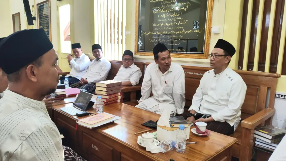 Gus Baha memberi ratusan koreksi Tafsir Kemenag, dari waktu Asar hingga tafsir ayat Al-Qur’an dalam proses penyempurnaan. (lajnah.kemenag.go.id)