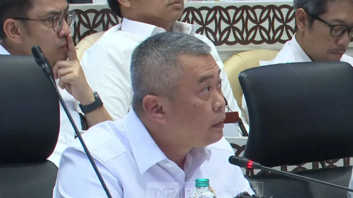 Menteri Perhubungan Dudy Purwagandhi membeberkan kronologi kecelakaan kereta api di Bekasi Timur. (TVR Parlemen)