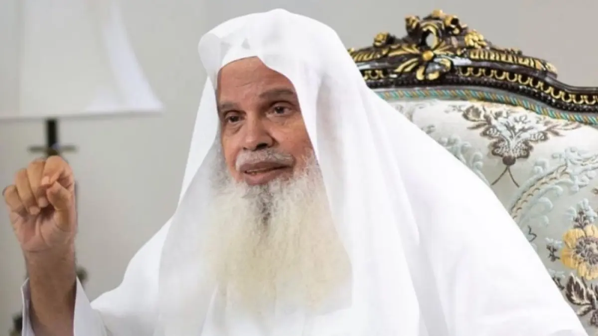 Pemerintah Arab Saudi menunjuk Sheikh Ali Al Hudhaify sebagai Khatib Arafah Haji 2026. (HIMPUH)