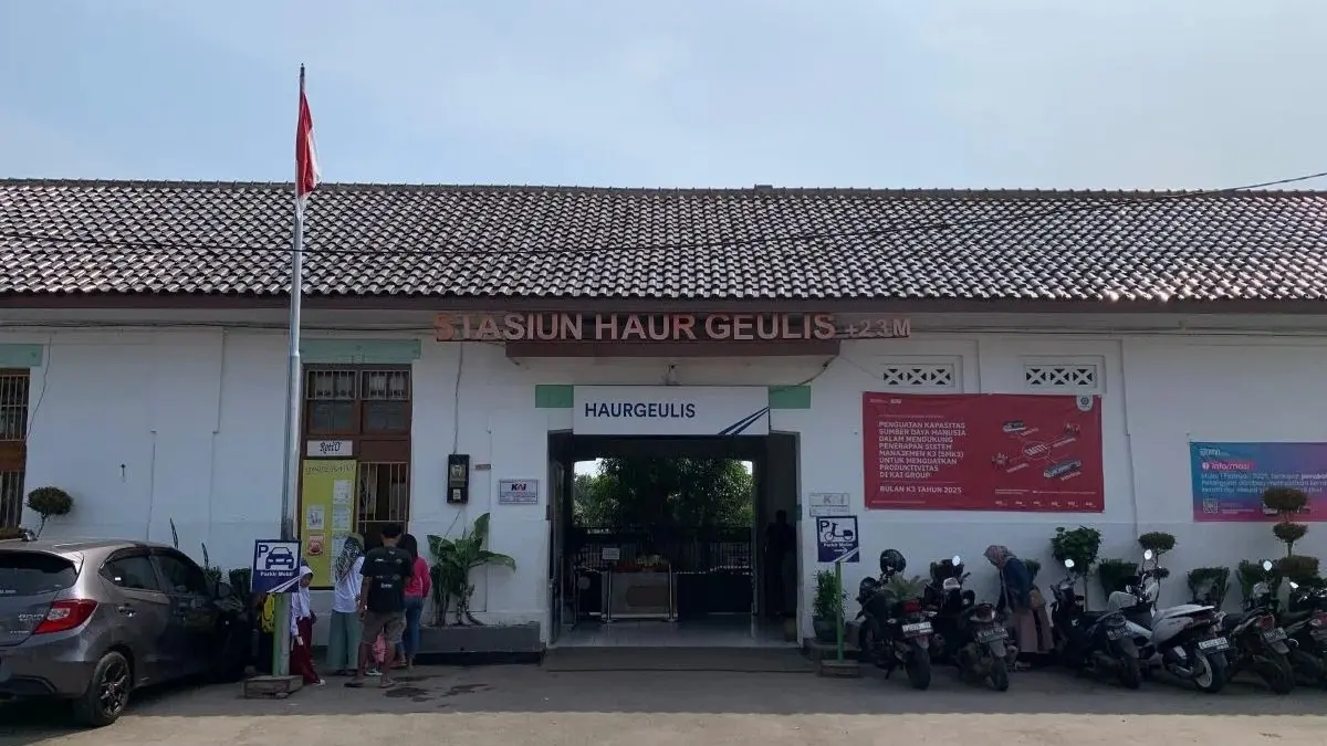 PT KAI mencatat kenaikan volume pelanggan di Stasiun Haurgeulis selama Januari–April 2026. (Antara)