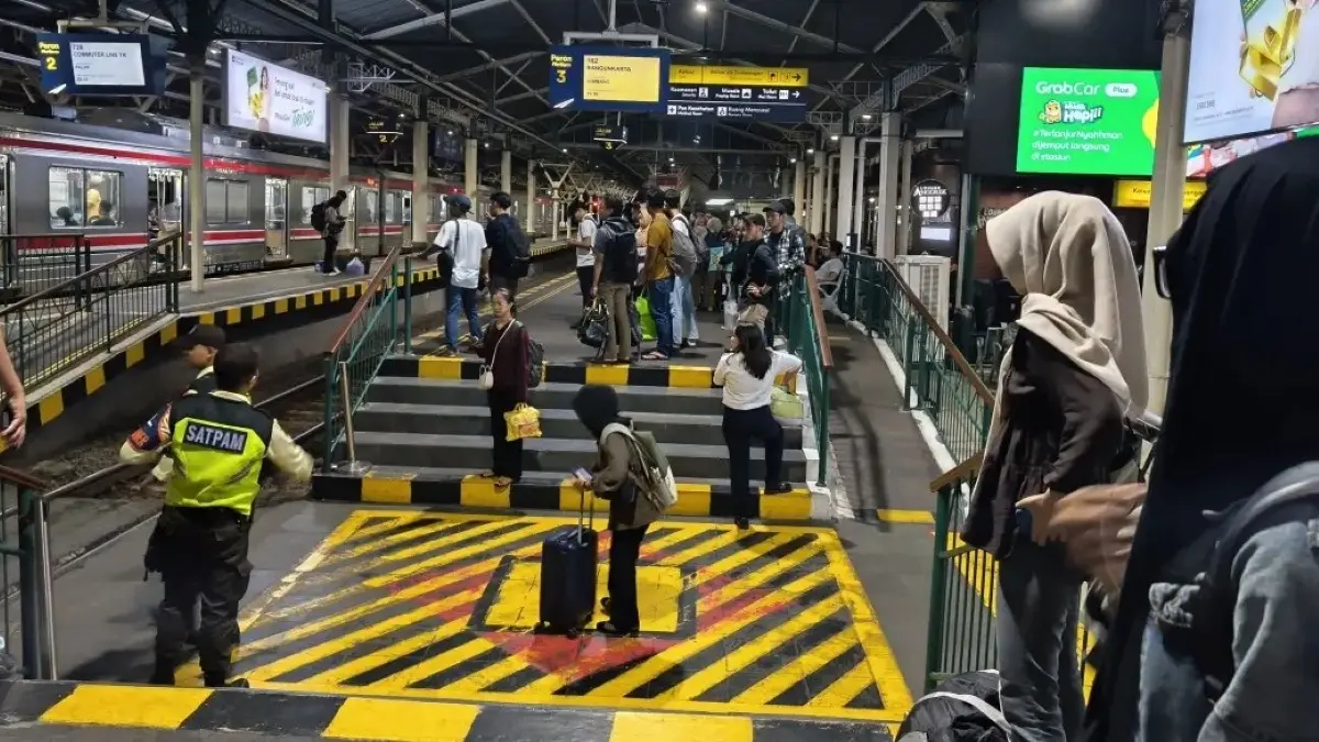 KAI Daop 6 Yogyakarta mengoperasikan tujuh kereta api tambahan pada libur Idul Adha dan Hari Lahir Pancasila. (Radar Jogja)