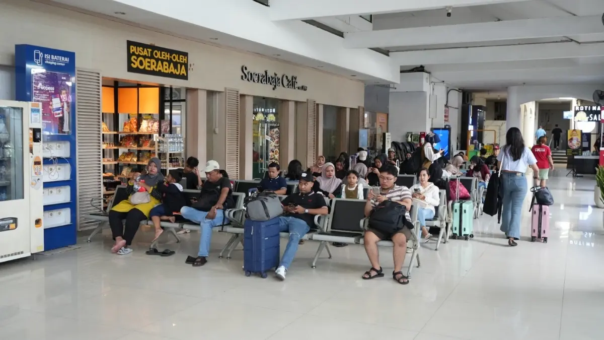 KAI Daop 8 Surabaya mencatat lonjakan penumpang jelang libur panjang Idul Adha 2026. (KAI)