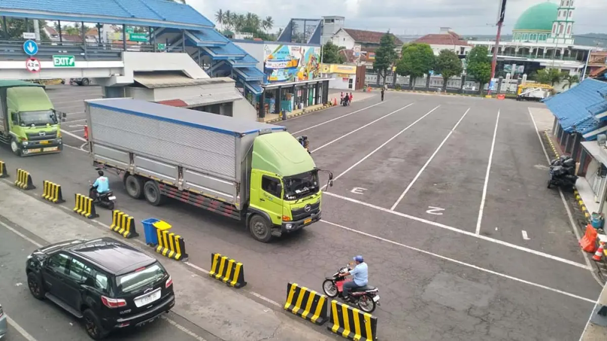 MASIH LANDAI: Suasana pelabuhan ASDP Ketapang terpantau masih sepi hingga Rabu (27/5) sore. (BPTD Ketapang for Radar Banyuwangi)
